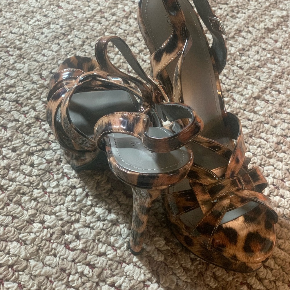 Cheetah Pumps - Picture 4 of 4